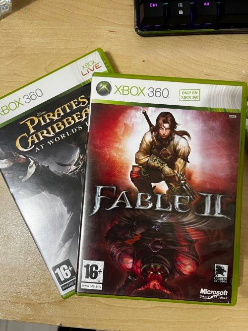 XBOX360 Fable 2 & Pirates of the Caribbean Bundle