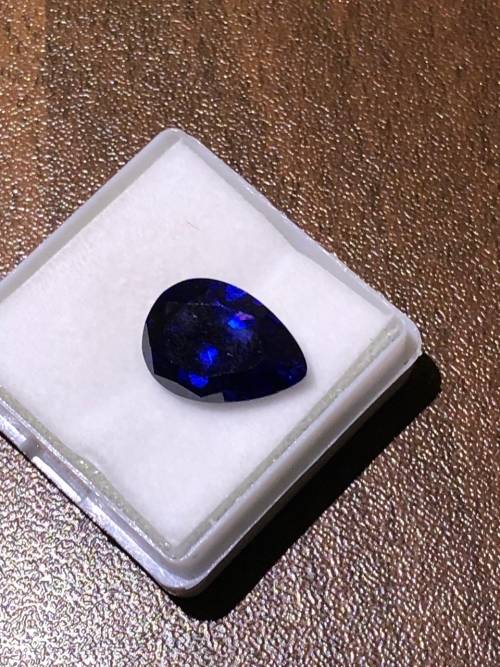 Amazing Spectacular Tiffany & Co. Like Specs 8,95ct Natural Tanzanite Pear Shaped AAAA++++