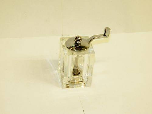 Pepper Grinder Plastic Square