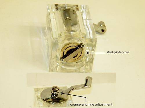 Pepper Grinder Plastic Square with high quality plastic and a steel grinder core