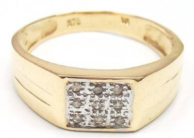 ***  IN STOCK *** 9CT SOLID YELLOW GOLD MENS 9 GENUINE DIAMOND RING