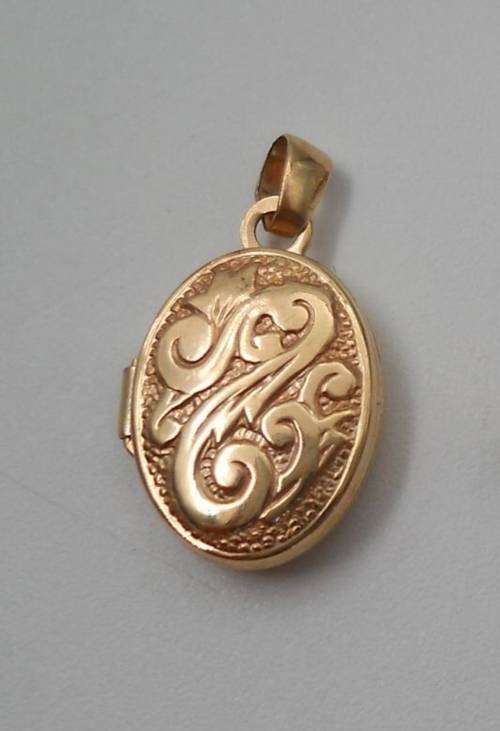 9ct Gold Locket