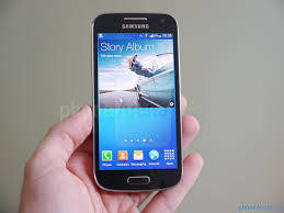 Galaxy S4 Mini with Box and Earphones in Excellent condition
