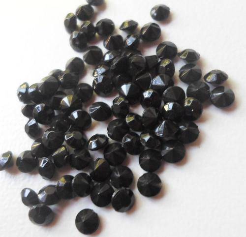 Acrylic Black Rhinestones, 4mm - Pack of +200.