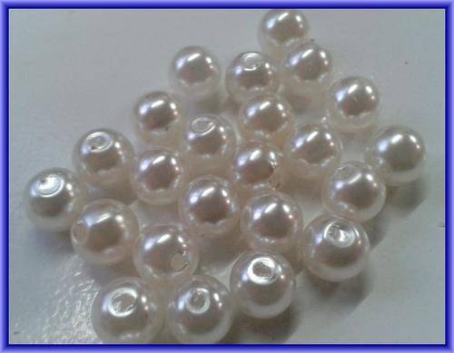 Acrylic Cream Rounds, 8mm - Per Pack of 20.