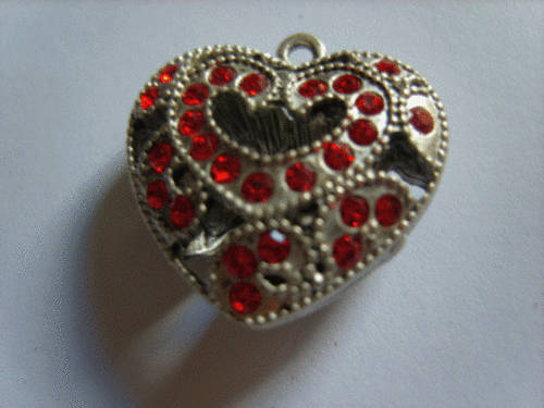 Heart Pendant With Red Rhinestone Inlay,20mm - Sold Individually.