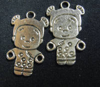 Silver Metal Charms 27mm x 16mm - Pack of 5. LEAD FREE!