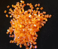 Apricot Facet Seed, 8/0 - Pack of 10g.