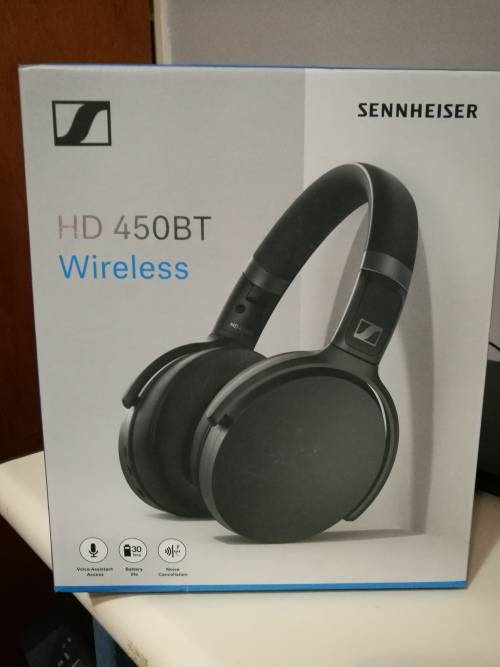Sennheiser HD 450BT Wireless Over-Ear Headphones (Black)