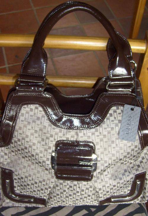 **GENUINE GUESS BAG** IN CHOCOLATE