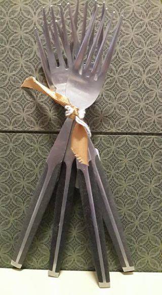 Set of 4 forks