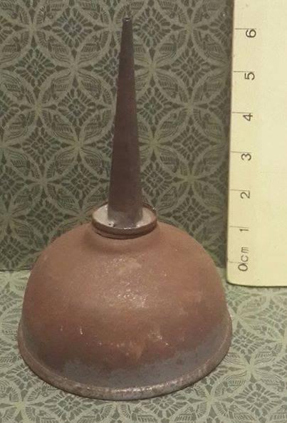 Vintage oil can!