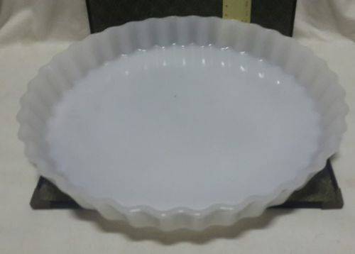 Vintage milk glass pie dish!