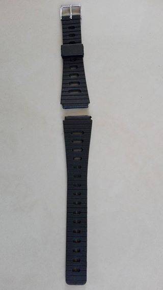 Watch strap - black rubber/plastic