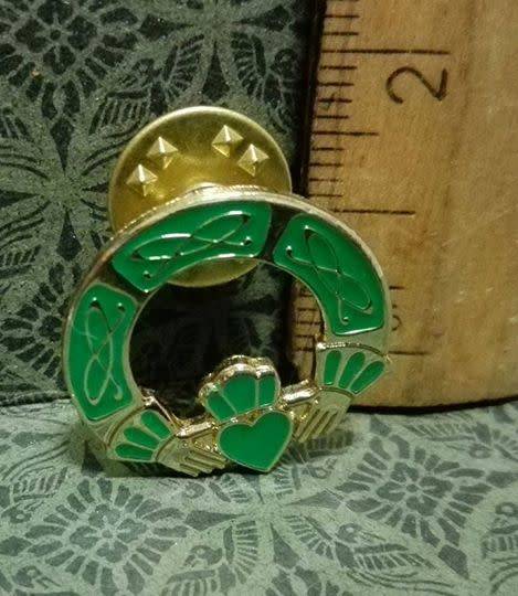 Green pin