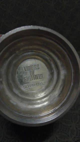 VINT ANTIQUE LION'S HEAD SHEFFIELD VINERS SILVERPLATE TOOTHPICK HOLDER ENGLAND