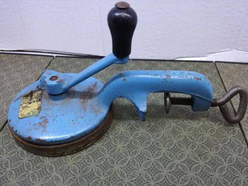 Vintage bean slicer