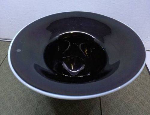 Black and white glass hat!! LOOK!!