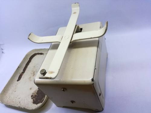 Antique Lyssex Scale