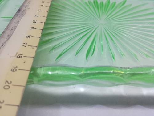 Beautiful Vintage Uranium Glass Rectangle vanity Tray - one insignificant chip