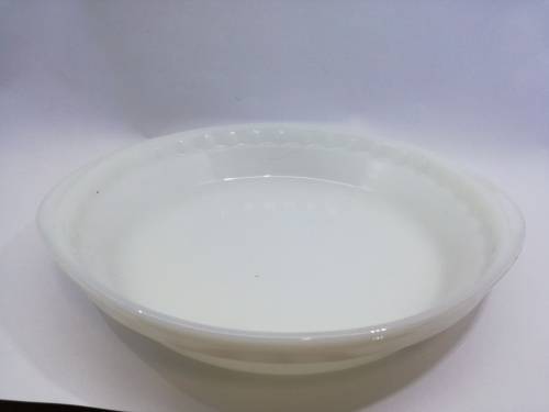 Vintage Dynaware pie dish