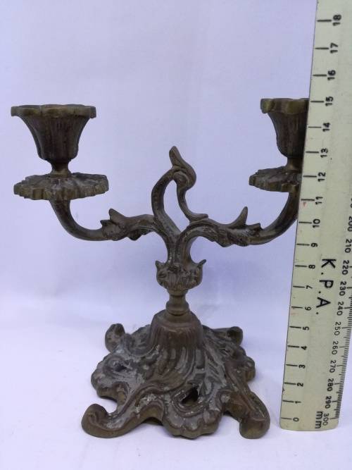 Candle holder
