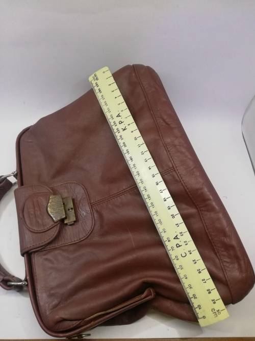 Leather handbag