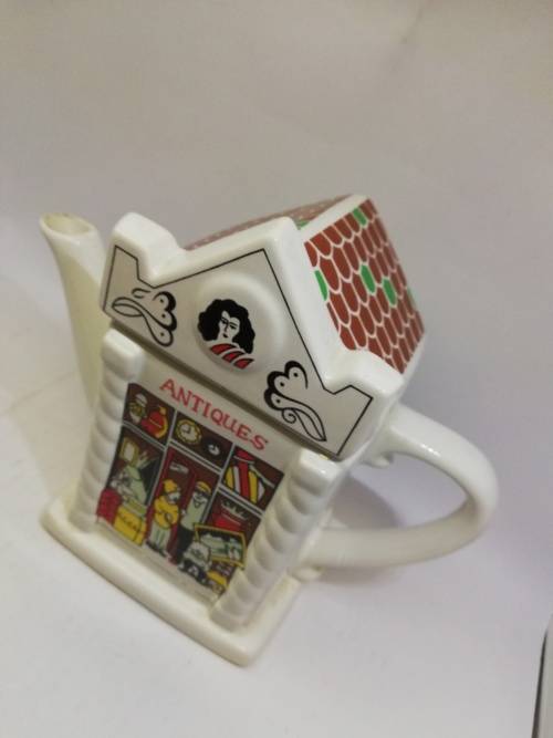`Shop` Teapot