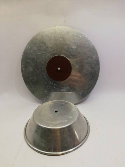 Vintage retro used Nutbrown icing cake decorating turntable