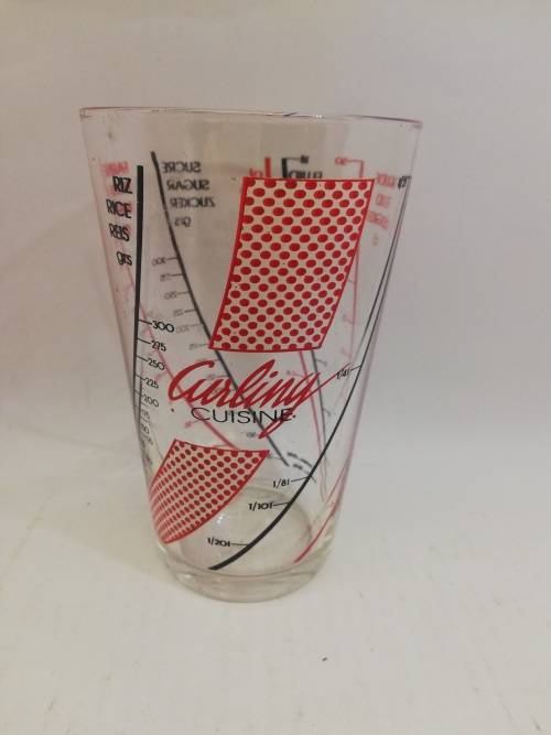 Curling cuisine France measuring glass vintage