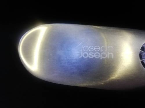 Joseph Joseph 100 Garlic Rocker