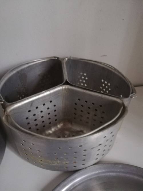 Vintage aluminum stock pot with small triangle pots to fit inside! Heavy duty