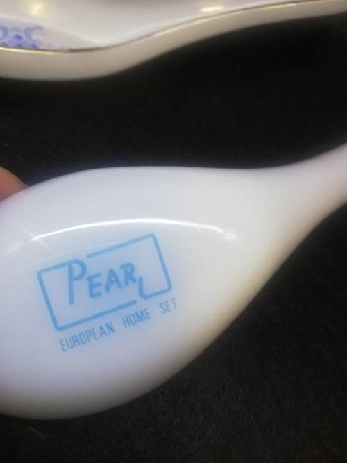 Milk glass Chinese soup spoons