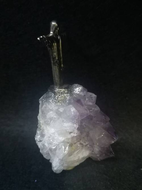 Christ the redeemer - atop amethyst