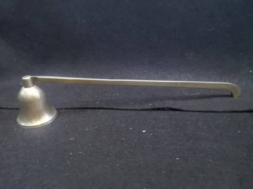 Candle snuffer