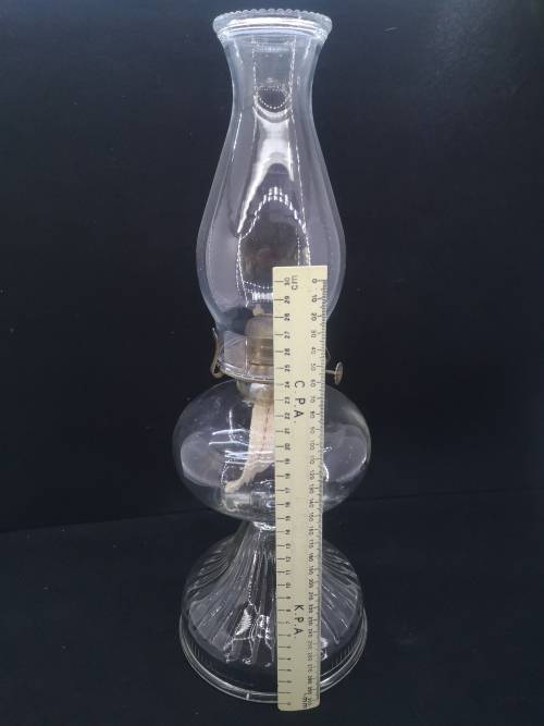 Glass oil lamp