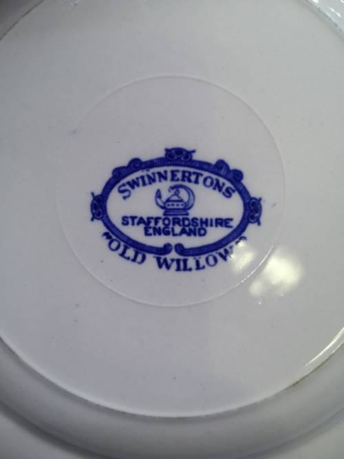 Swinnertons Staffordshire England Trio `Old willow`