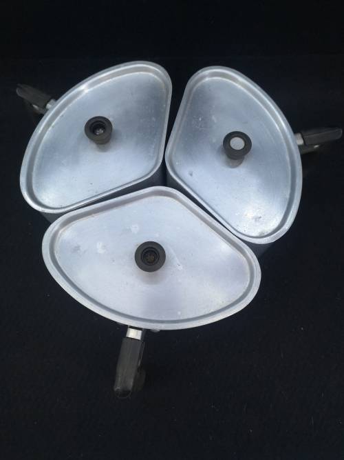 Triangle aluminum pot set