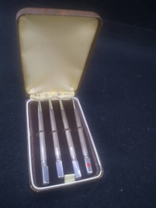 Vintage English sterling silver Bridge pencils boxed