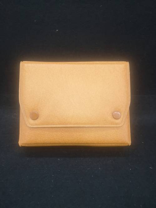 Vintage Traveling toiletry bag with razor