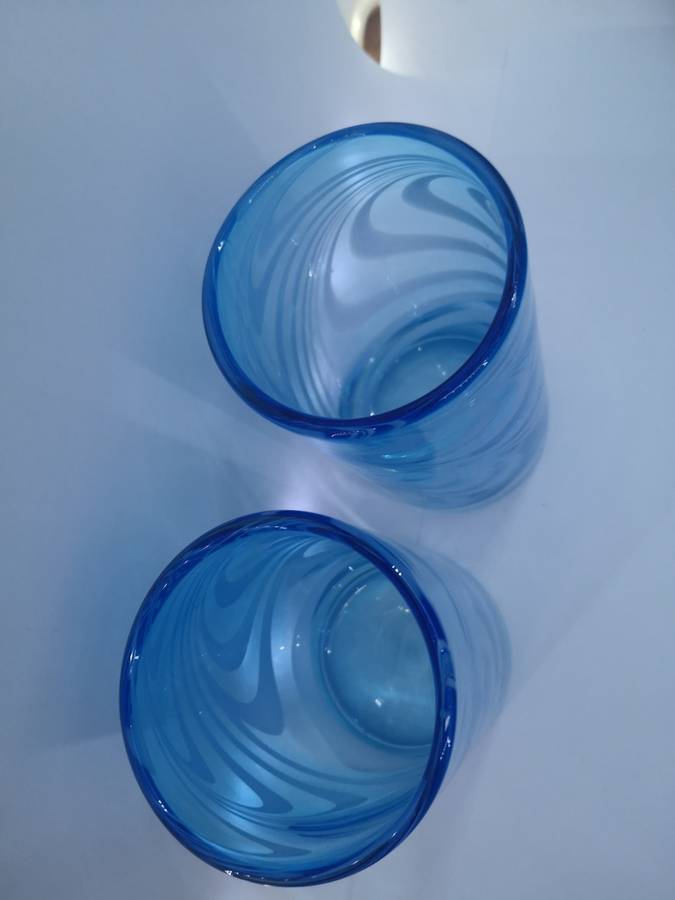 Stunning turquois glass pair