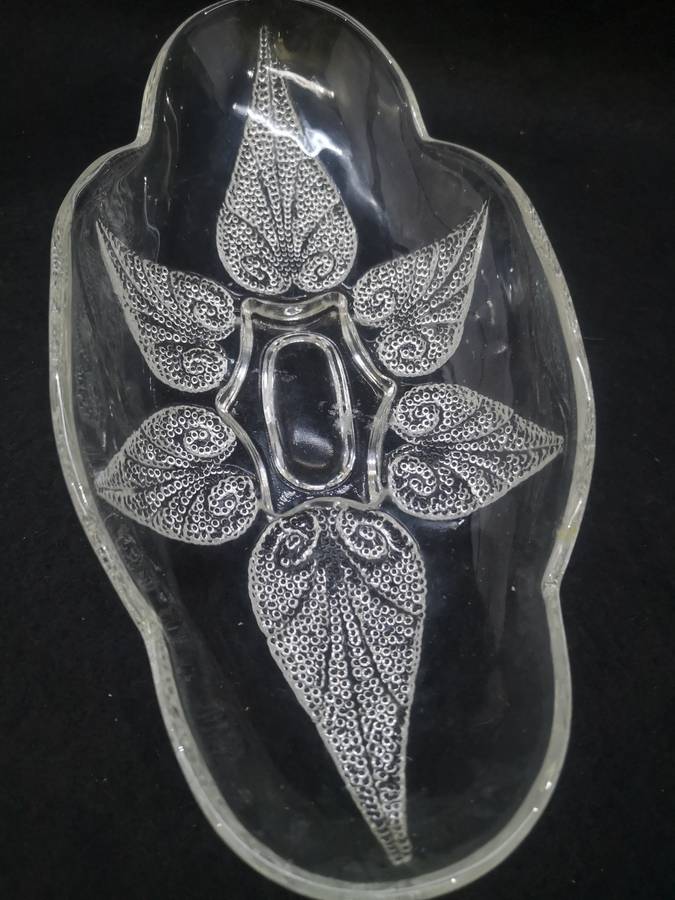 Stunning glass dish