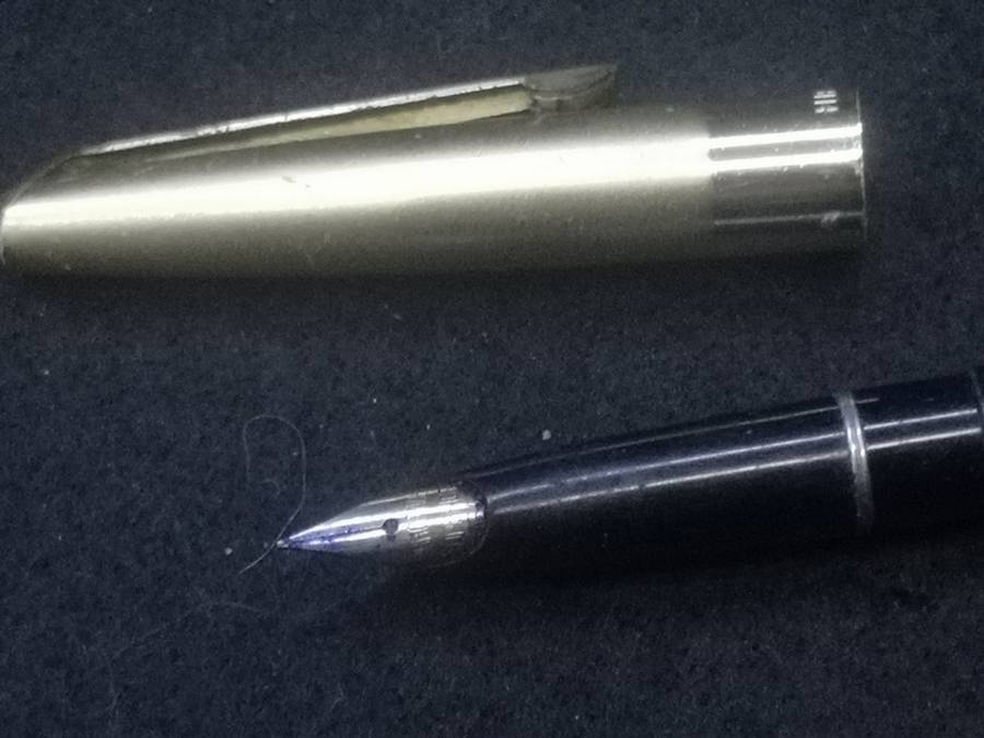 Hifra de-luxe fountain pen