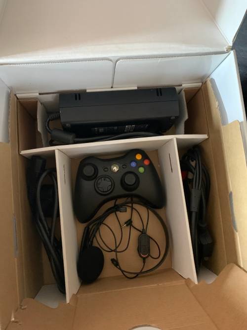 Microsoft Xbox 360 250Gb In Original Box And Accessories