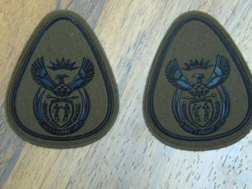 SANDF WO1 COLLAR RANK SET