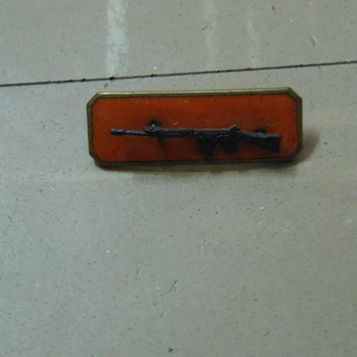 SADF BRONZE SHOOTING BADGE ALL PINS