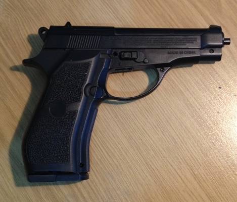 M84 CO2 .177 4.5mm Air Pistol Sold as spares! Trigger Broke will be supplied to get it welded.