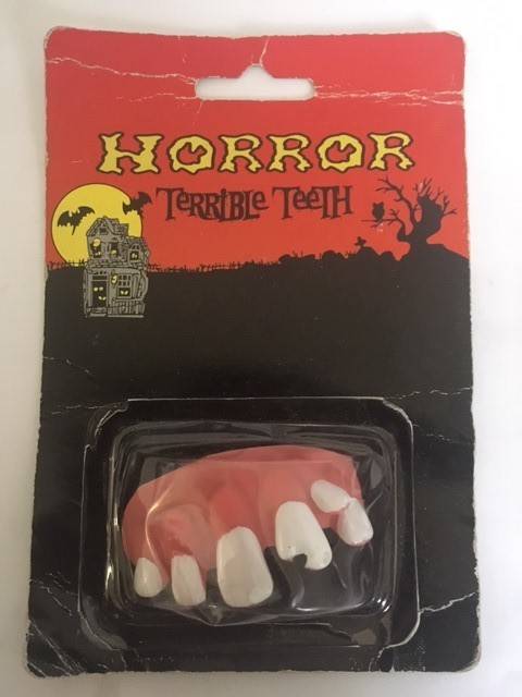 1 X DRESS UP - HORROR TEETH