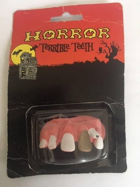 1 X DRESS UP - HORROR TEETH