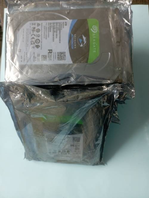 4TB Seagate Skyhawk st4000vx016 Surveillance 3.5-inch Hard drive NEW** genuine original factory seal